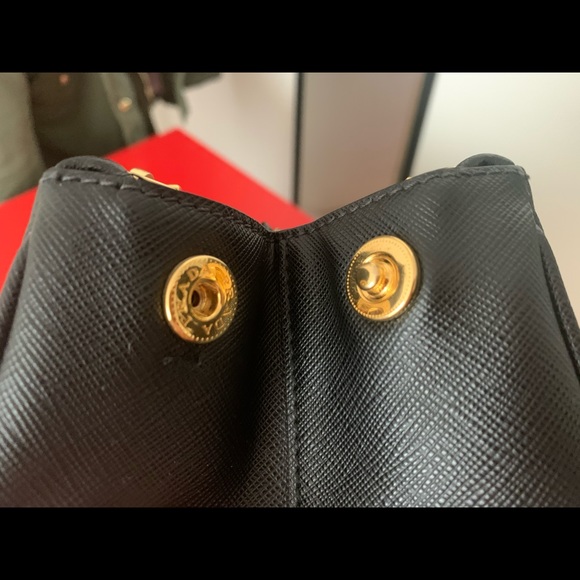 Prada Double ZIP lux Tote Leather - Picture 7 of 9